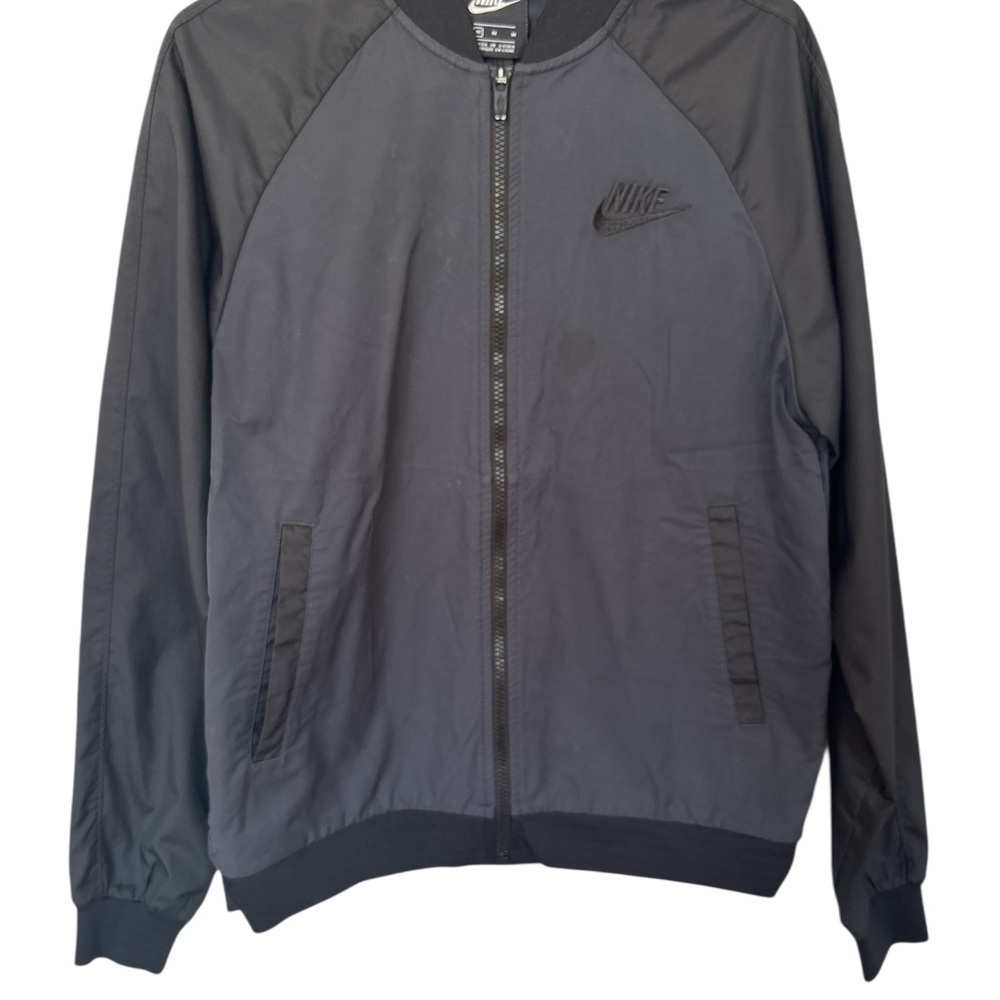 Nike Men's Dark Gray Windbreaker